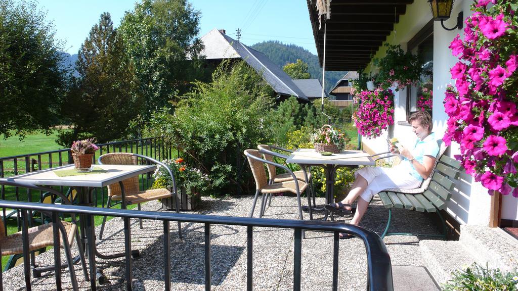 Gaestehaus Kaiser Menzenschwand-Hinterdorf Esterno foto